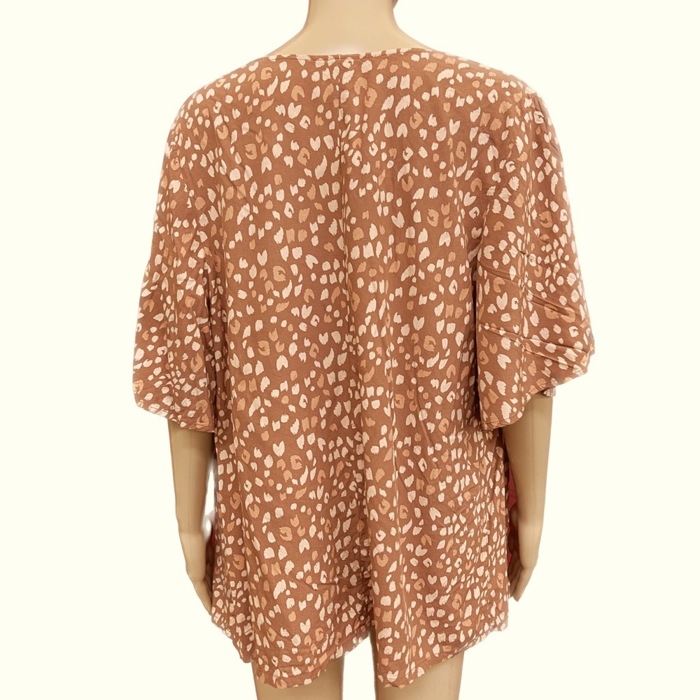 Isabel Maternity Creamy Cocoa Leopard Print Blouse Size XL - Picture 3 of 5